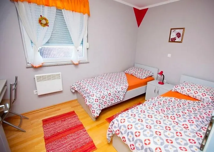 萨里奇公寓酒店